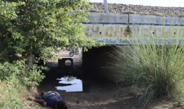 Young man hit by train in Jaipur, death: Jumped 15 feet from the underpass and fell down
