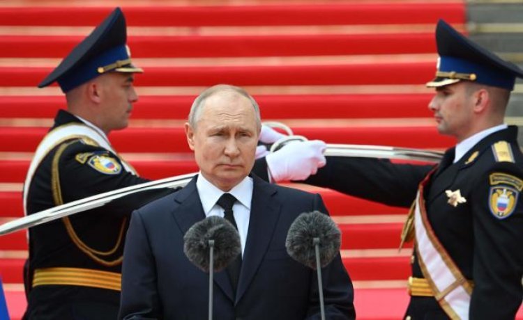 Russia drops charges against Wagner Group chief and others, Putin praises military for averting civil war
