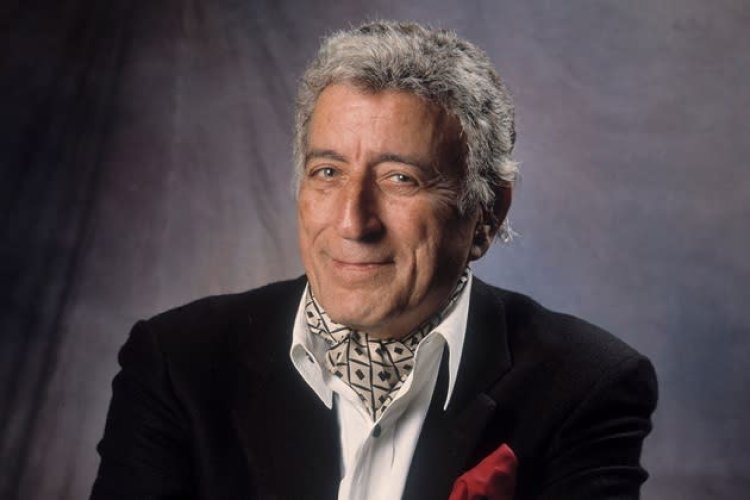 Famous singer Tony Bennett passed away, had won so many awards in a career spanning 8 decades