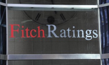 Fitch downgrades rating of US economy, raises concerns over rising debt and declining governance