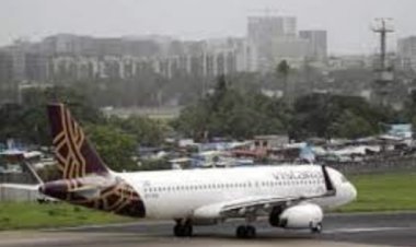 Bomb Threat In Flight: Bomb threat in Vistara flight from Delhi to Pune, all passengers deboarded