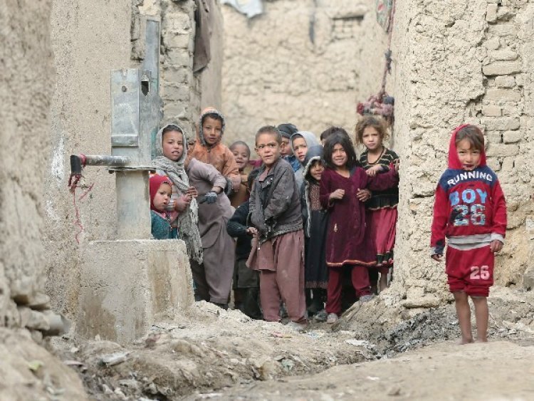 Afghanistan's problems may increase, Britain cuts 59 percent funds for Kabul
