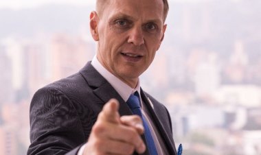 The Roadmap To Success: Ronny Roehrig's Blueprint For Thriving In The 21st Century