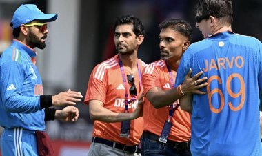 Ind vs Aus: 'Jarvo' entered the field again, this time a collision with Kohli, has created many times before