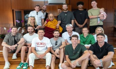 Amidst the World Cup, New Zealand players along with their families met religious leader Dalai Lama