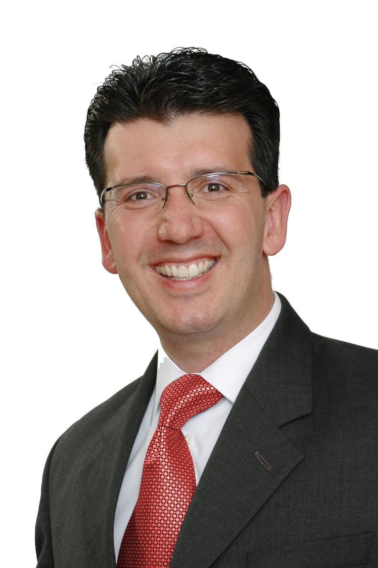 Web 3.0 Pioneer: How Tony De Gouveia Transforms Lives Through Passive Income Strategies
