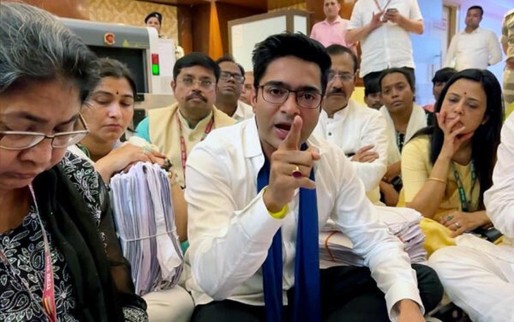 'This is a black day for Indian democracy', know why Abhishek Banerjee said this after his release from police custody