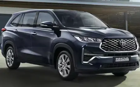 Growing craze for Toyota Innova Hycross, waiting period crosses 18 months, price starts from Rs 25.30 lakh