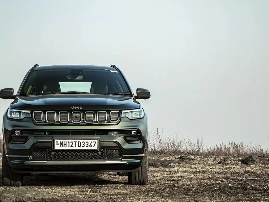 Huge discounts of up to Rs 1.45 lakh available on Jeep Compass and Meridian