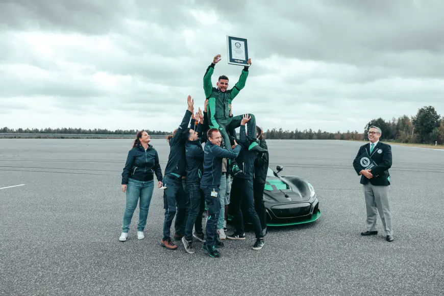Made name in Guinness World Records by speeding in reverse, 20-year-old record broken