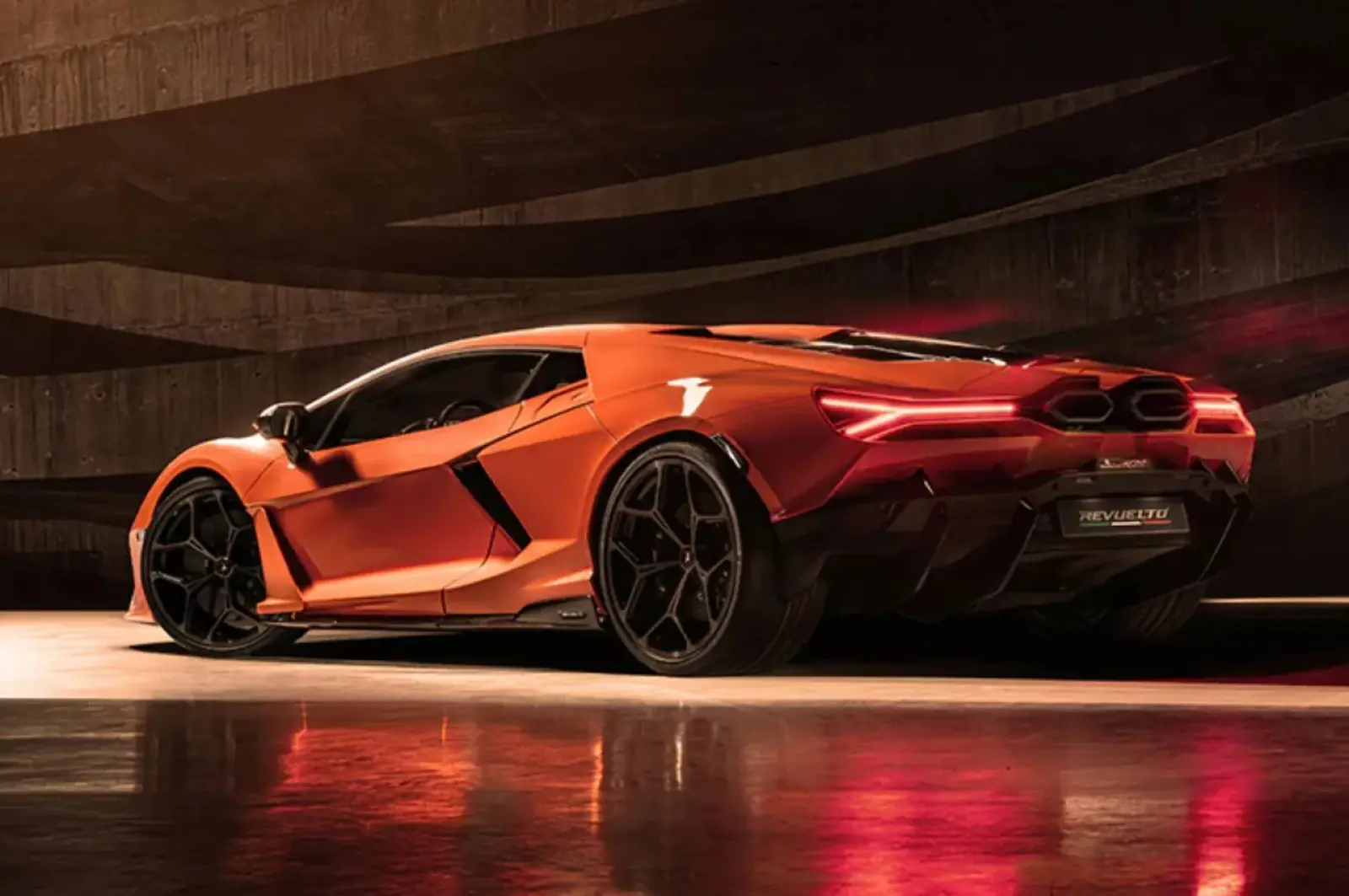 Lamborghini Revuelto will be launched tomorrow, reaches speed of 200 in 7 seconds