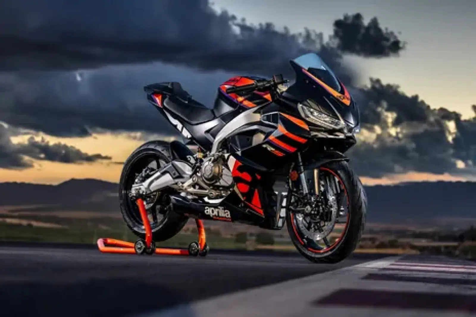 Aprilia RS 457 launched in India, know all the details from price to engine