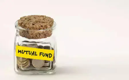 Inflow into equity mutual funds decreased by 22% in November, investment through SIP reached new all-time high