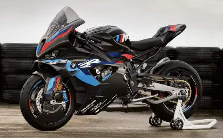 Delivery of BMW M 1000 RR started in Indian market, price starts from Rs 49 lakh