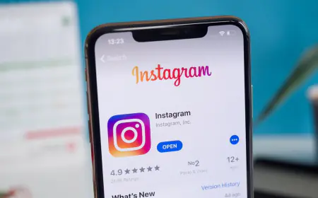 Instagram users will be able to share their profiles on stories