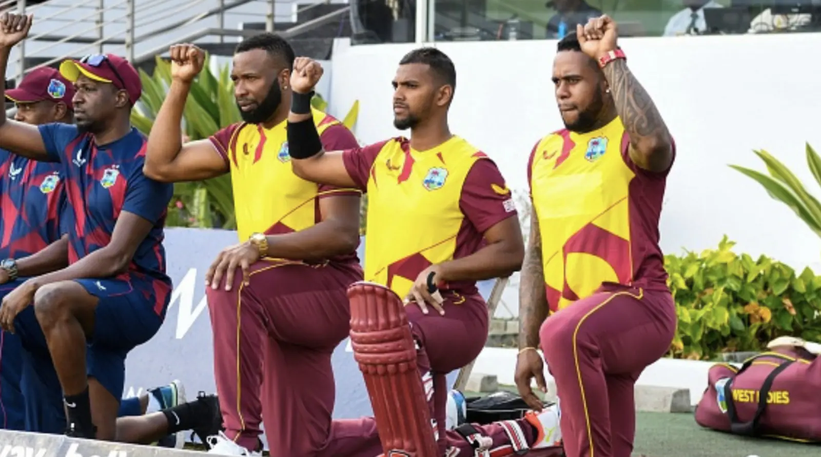 Robbers attack on West Indies cricketer, phone and bag looted at gunpoint outside team hotel