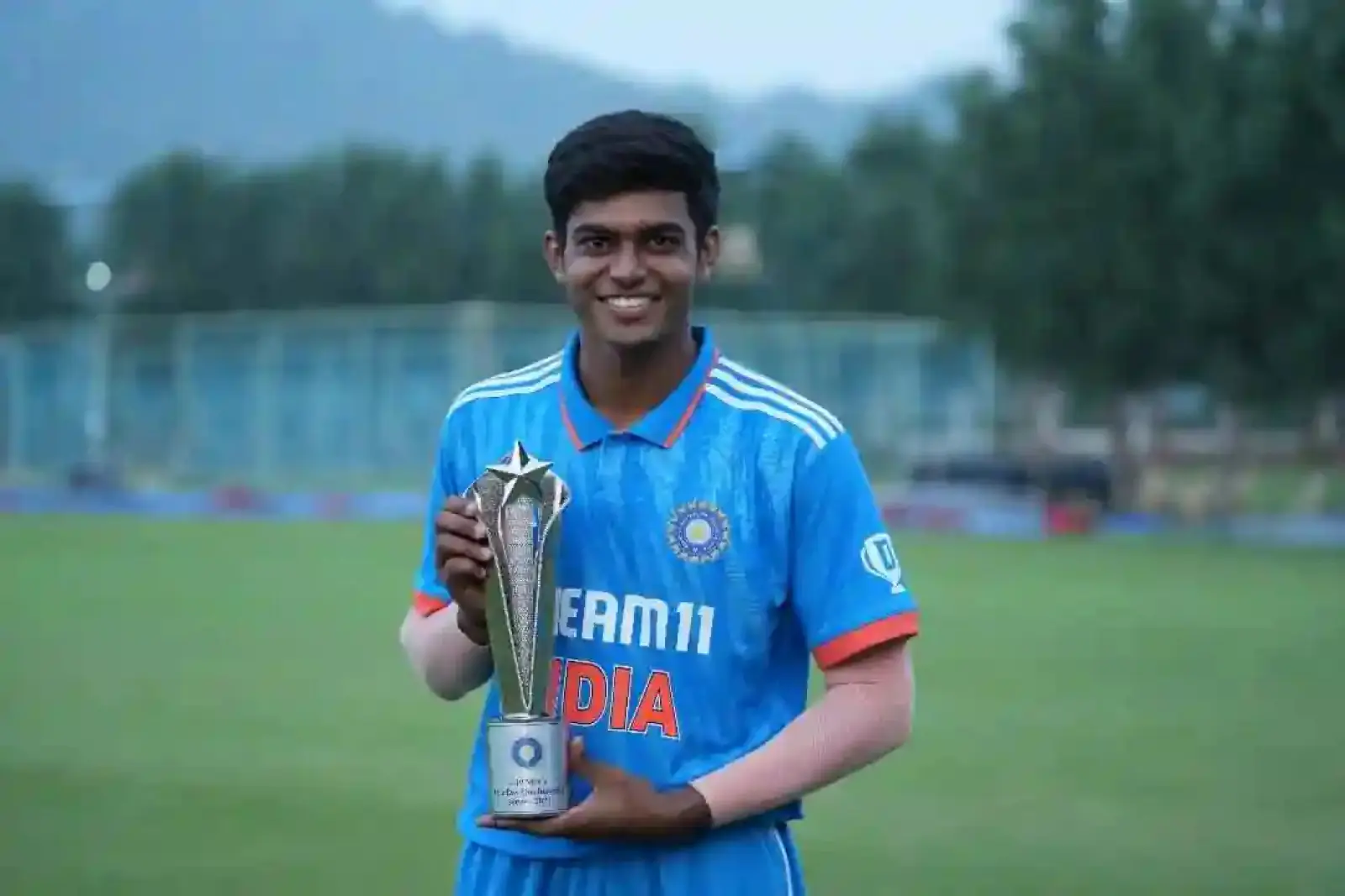 Farmer's son made a special mark in U19 World Cup, know who is young pace sensation Raj Limbani