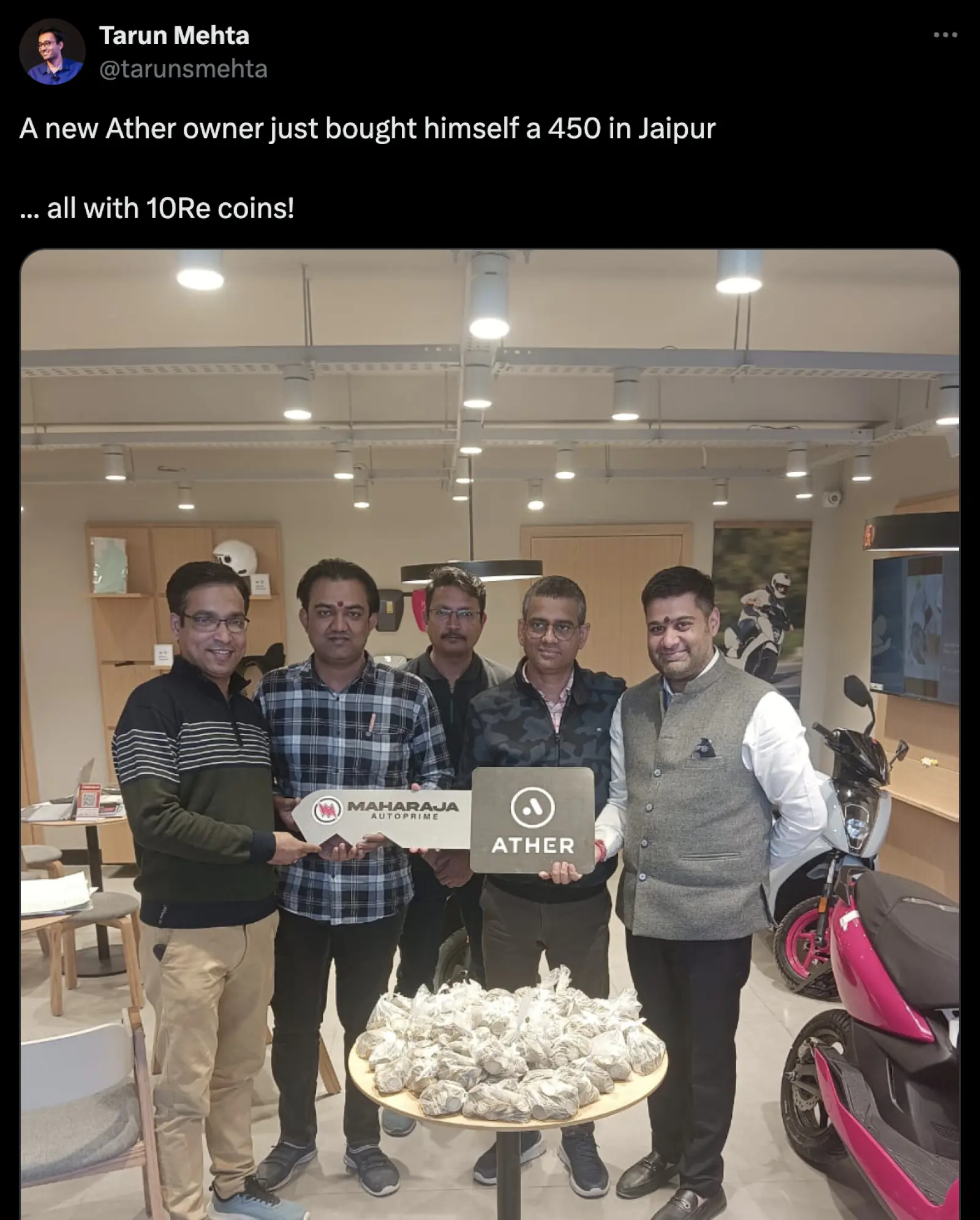 Customer of Ather Energy did wonders, brought home a new Electric Scooter with 10 rupee coins