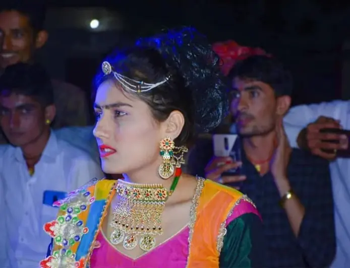 Artist Shanti Chaudhary making her name in the Industry with Dancing and Acting Talent