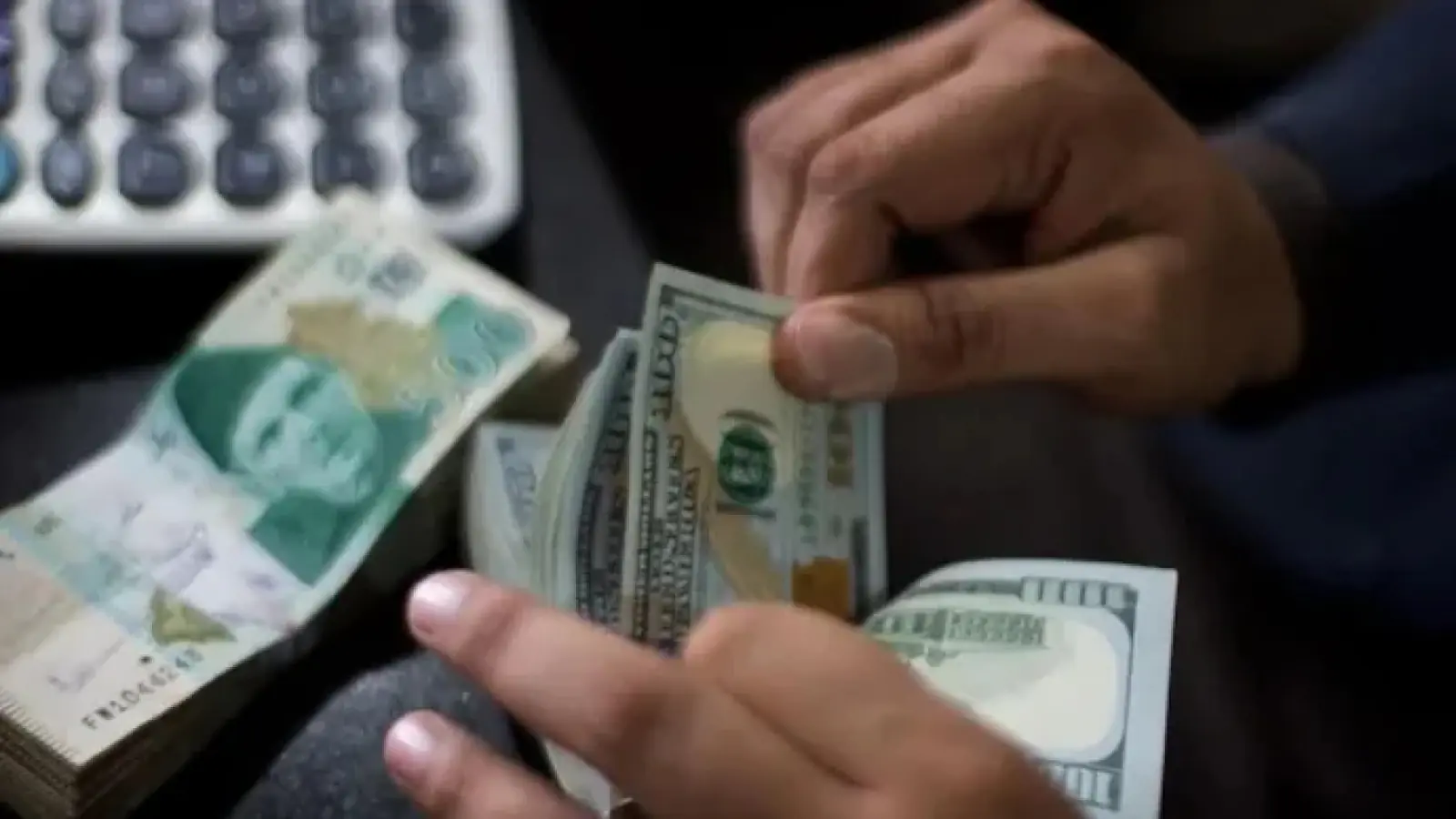 Pakistan, which is facing cash crisis, has its eyes fixed on India, this matter is being seriously considered
