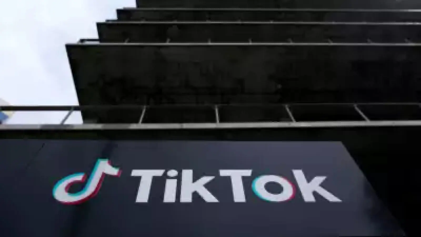 Difficulties for Chinese apps will increase in America, bill to ban TikTok passed by Senate