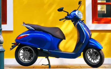 Affordable variant of Bajaj Chetak may be launched next month, price will be around Rs 1 lakh only