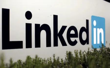 LinkedIn: Now you can play video games while searching for a job, new update released