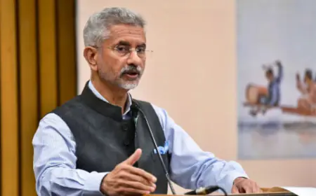 Ministry of External Affairs provided 1.65 crore passport-related services in 2023, Jaishankar praised the officials
