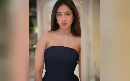 Pashmina Roshan Delights Fans with Candid Insights and Behind-the-Scenes Stories in Instagram AMA