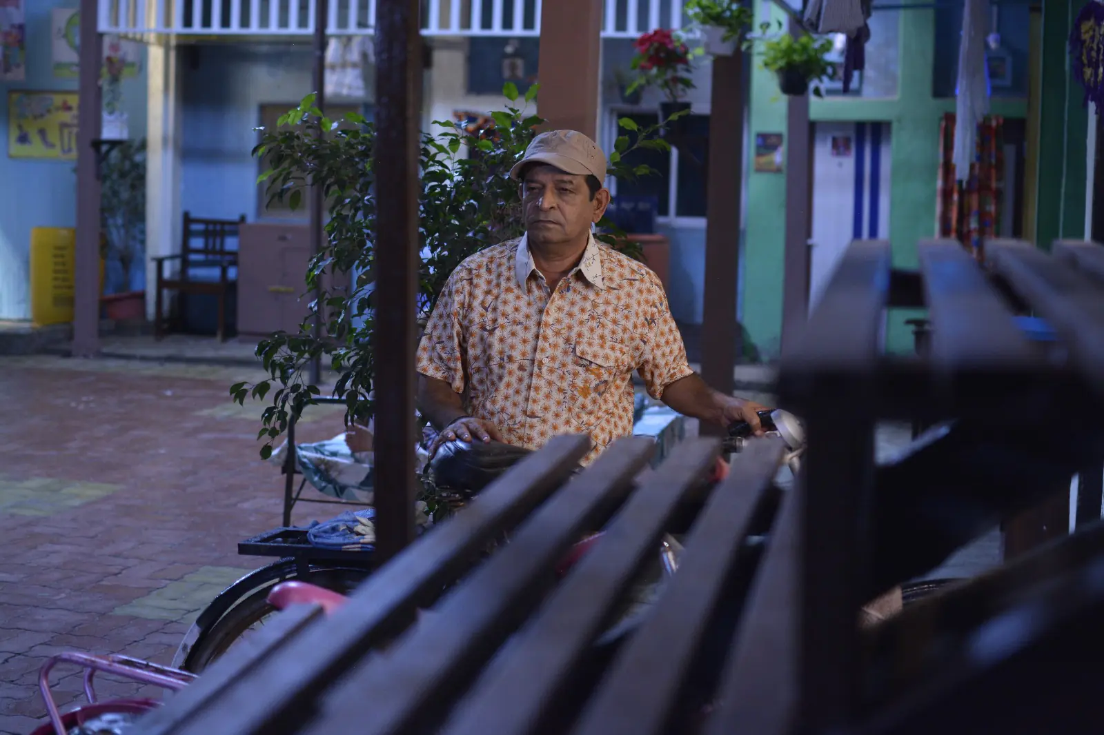 Will Chalu Pandey be able to solve the mystery of Missing Abdul?