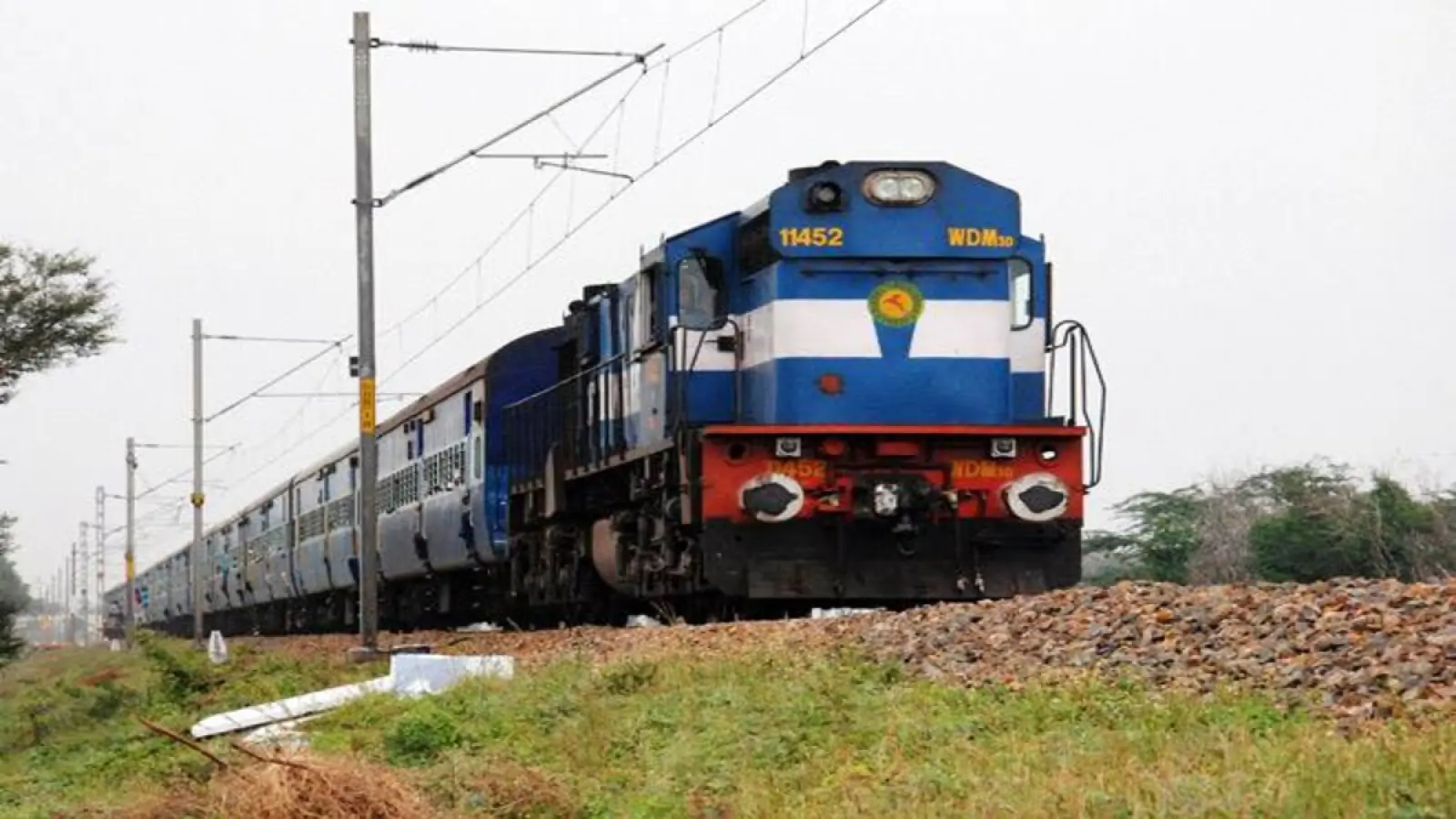 IRCTC: On complaints for bad food, Railway imposed a fine of Rs 2.75 crore