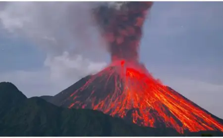 Sheveluch volcano erupts due to earthquake in Russia