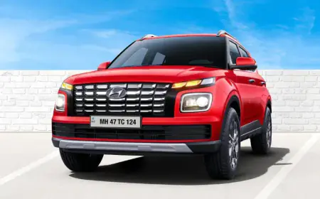 Hyundai Venue E+ launched with smart sunroof, Rs 29,000 more expensive than E variant