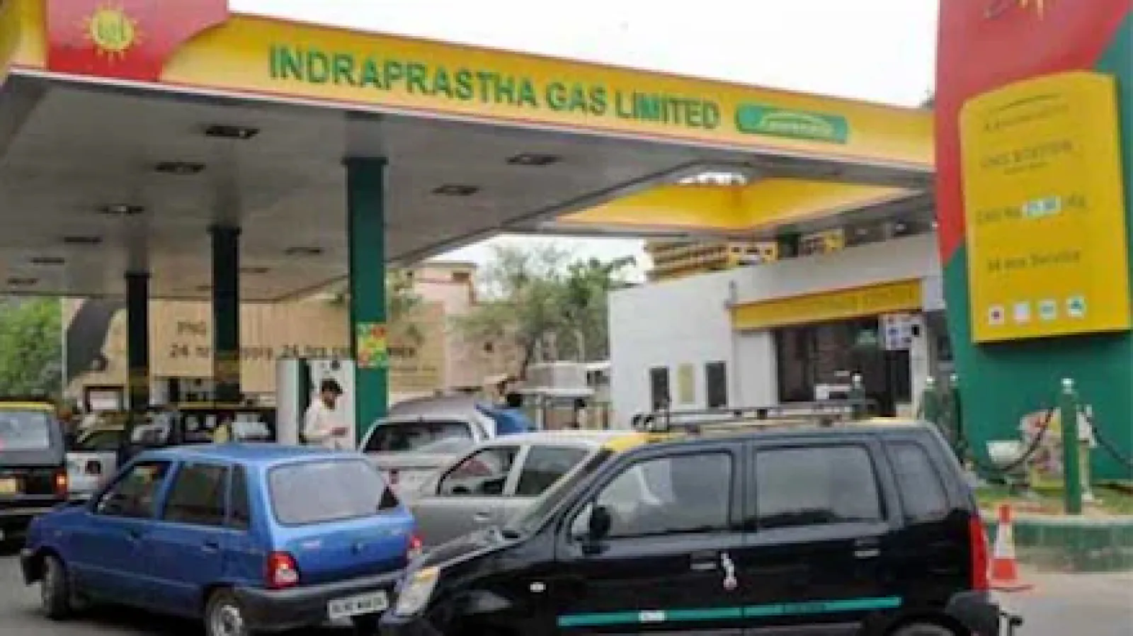 CNG price increased by Rs 2 in many cities including Mumbai, Delhi gets relief for now