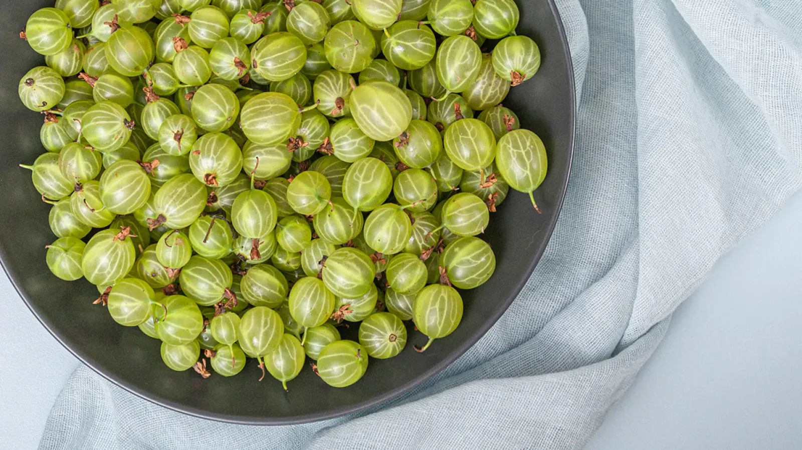 Drinking Amla water gives amazing benefits, the difference will be visible in a month