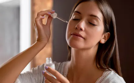 Avoid these mistakes while applying face serum or else your skin will be harmed