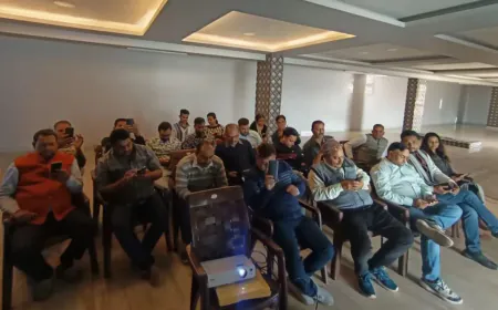 Vishvas News provided fact-checking training to journalists in Jaipur as a "SURE" method of avoiding fake news