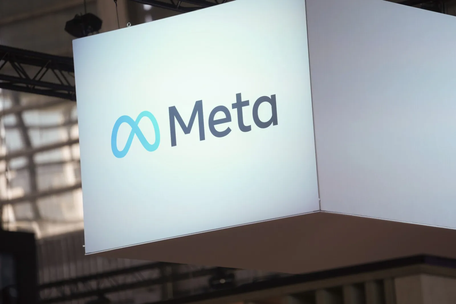 Meta's former COO banned from deleting emails, case related to Cambridge Analytica