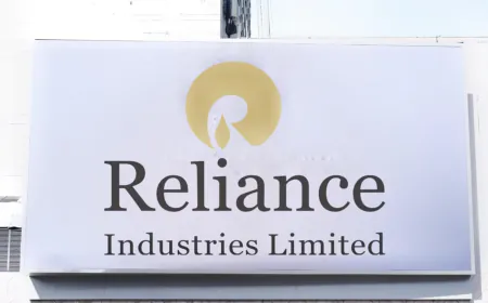 Reliance released figures: Profit increased by 7.4% to Rs 18,540 crore in December quarter