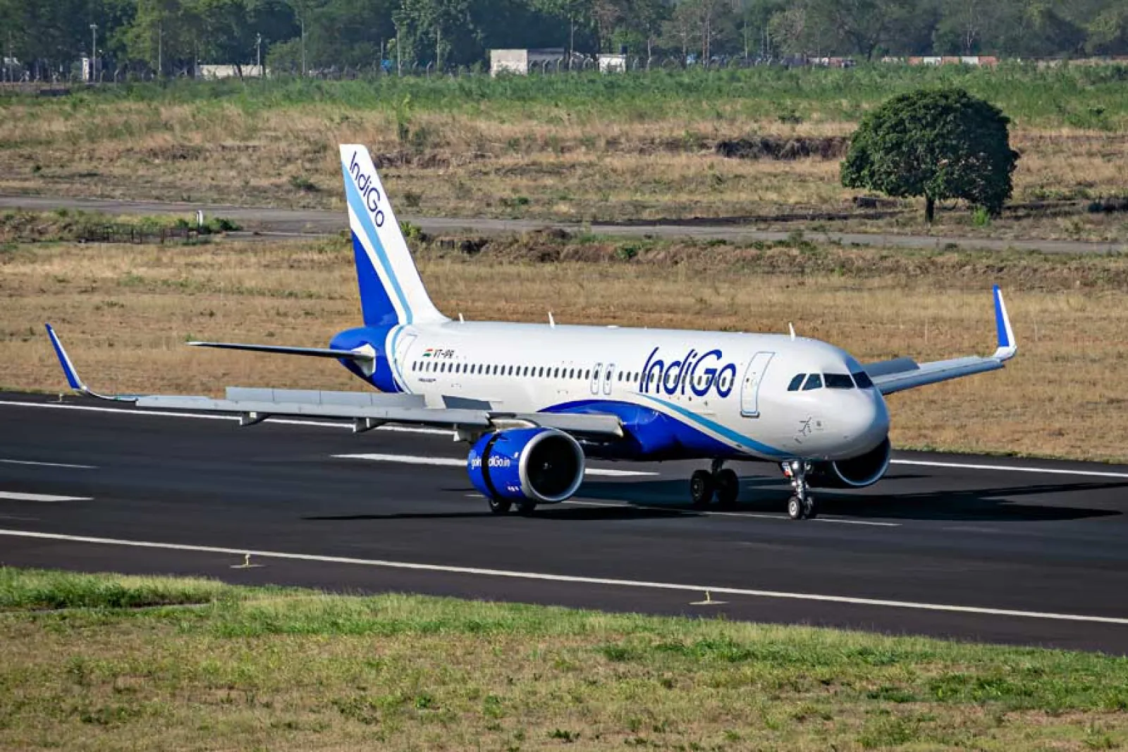 Emergency landing of a plane at Nagpur airport; Passenger arrested for talking about bomb at airport