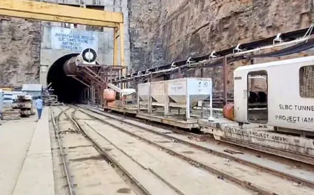 Hope of rescue team reaching 8 people trapped in the tunnel soon, TBM machine is being cut with gas cutter