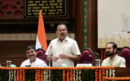 Speaker Devnani praised Nehru in Bharat Yuva Sansad, advised the youth to come into politics but not do politics