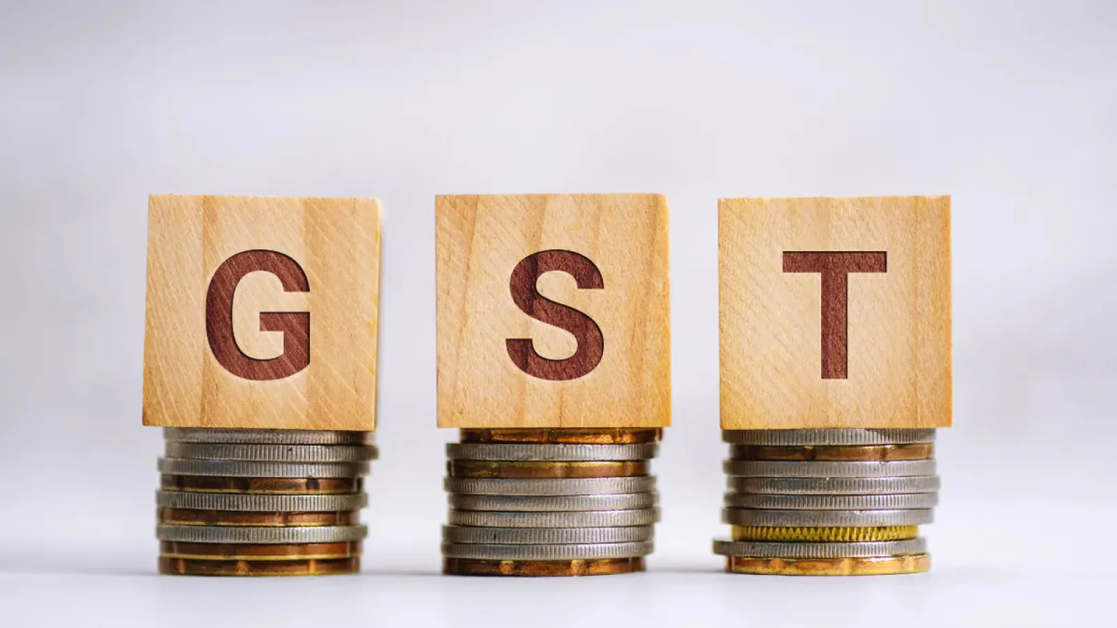 GST collection increased by 9.9% to over Rs 1.96 lakh crore in March