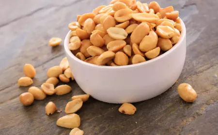 Several benefits of eating a handful of peanuts daily, from weight loss to heart health