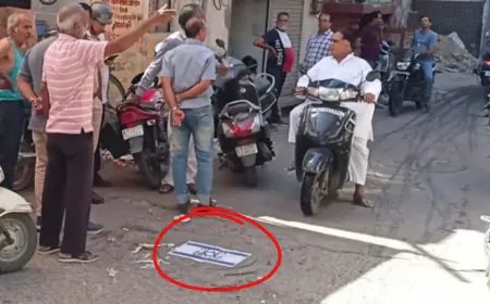 7 including a minor arrested for pasting Israeli flag-like posters on the sewerage tank lid at late night; Commotion ensued in morning