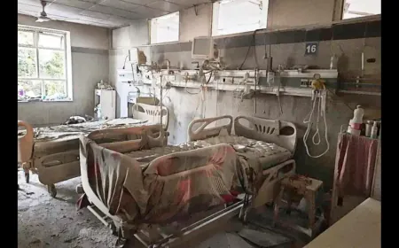 Rajasthan News: Massive fire broke out in a hospital in Jhalawar due to short circuit, 50 patients evacuated safely from ICU