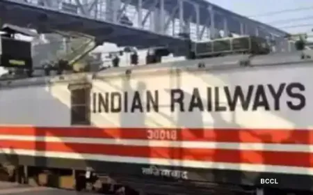 'Give detailed information to employees about the options under UPS', Railway Ministry directs zones