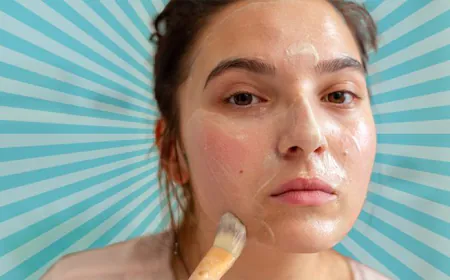 Apply a paste of these 3 home remedies on your face two days a week to avoid pimples