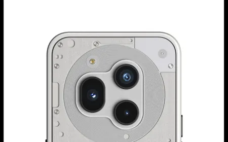 Design of flagship Nothing Phone 3 revealed before launch, will get triple rear camera