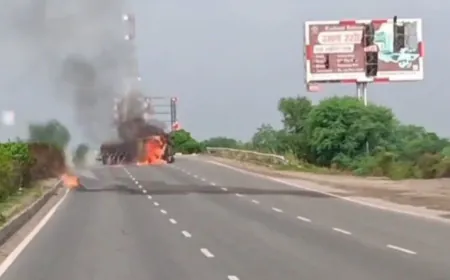 Tanker loaded with chemicals overturned on the Jaipur-Ajmer highway, killing the driver